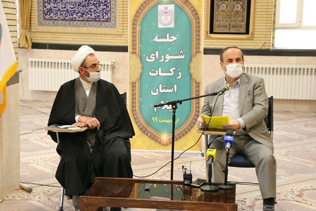 فرمانداران و بخشداران در زمینه ترویج فرهنگ زکات و جمع آوری آن وارد عرصه شوند