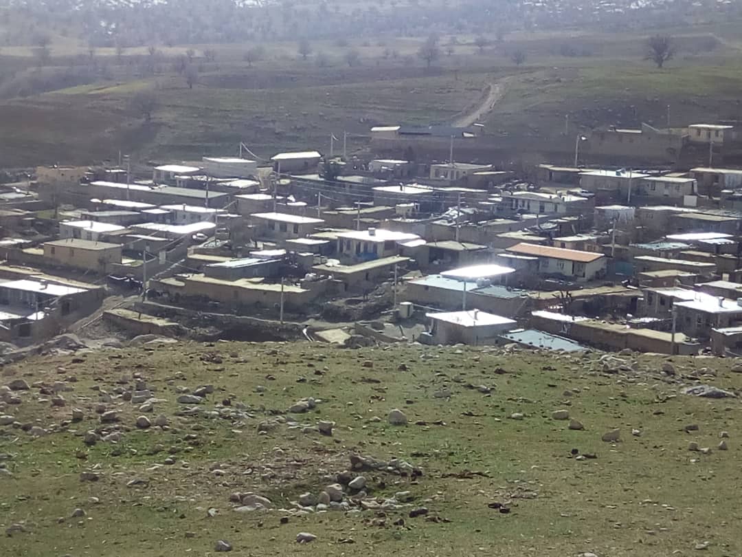 تلفن های ثابت در روستای حسن گاوداری خاموش شد/مسئولان جوابی قانع کننده نمی دهند