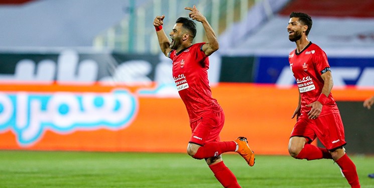 پرسپولیس به صدر جدول رسید
