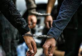 دستگیری سارق محتویات داخل خودرو با ۶۳ فقره سرقت در ایلام