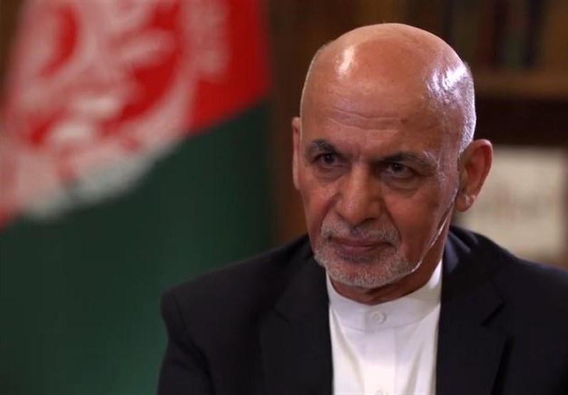 اشرف‌غنی به عمان رسید/طالبان: حکومت انتقالی را نمی‌پذیریم