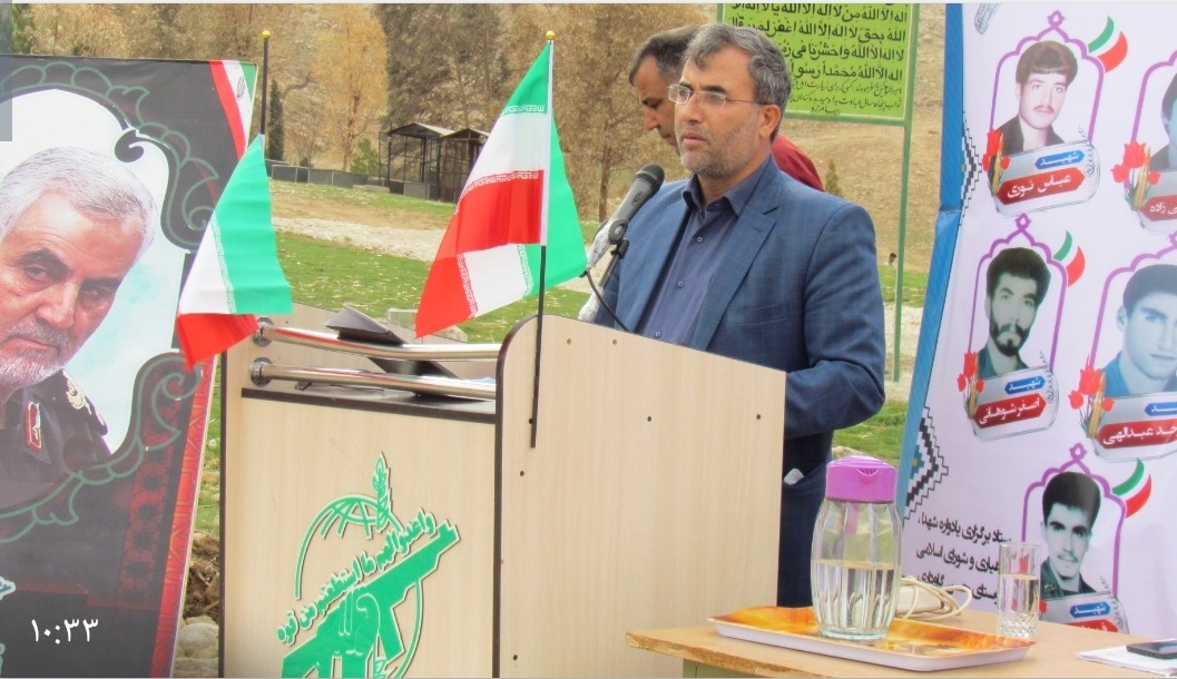 امنیت و آرامش کشور مدیون خون پاک شهیدان است/ حسن گاوداری ۱۰ شهید تقدیم نظام و آرمان های انقلاب کرده است