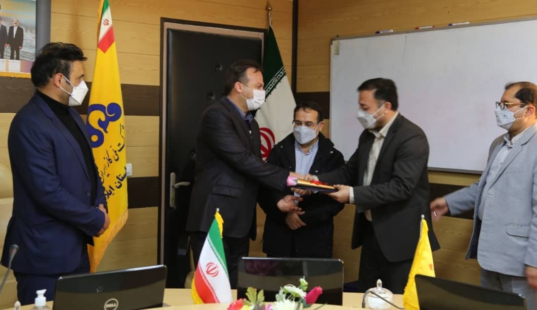 تجلیل از ۱۷ نفر از جانبازان و فرزندان شهید شاغل در شرکت گاز استان ایلام