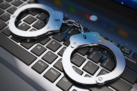 دستگیری کلاهبرداری اینترنتی در چوار