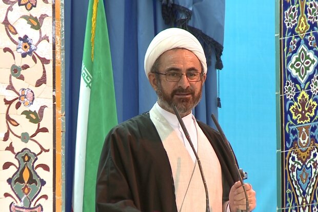 مراقب باشیم از دین برای دنیای خود هزینه نکنیم که نتیجه معکوس خواهد داشت