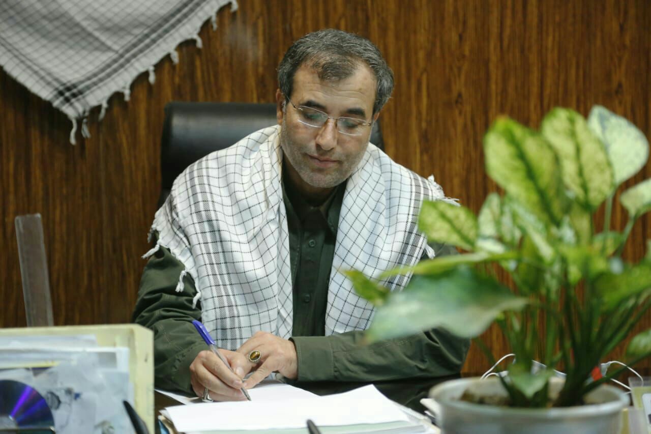 خبرنگاران بیرق بزرگ آگاهی بخشی را بر دوش می کشند