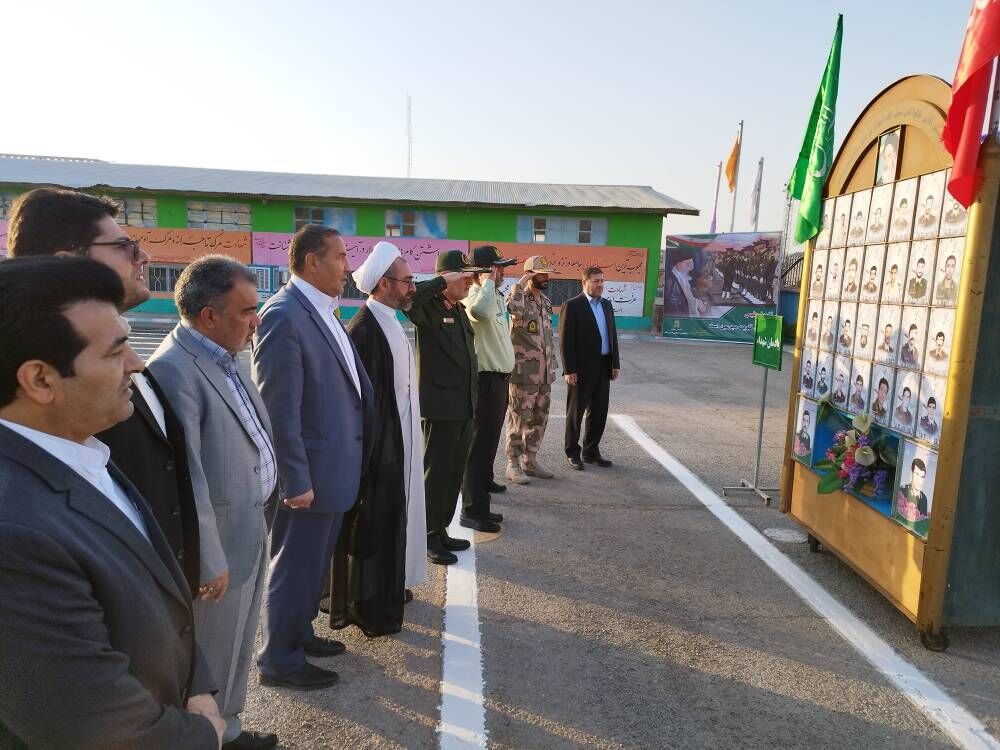 رفتار رحمانی پلیس در اغتشاشات اخیر تحسین برانگیز بود
