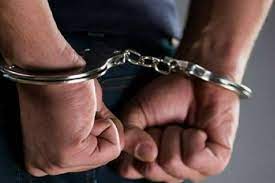 سردسته باند خروج غیر قانونی از کشور در دهلران دستگیر شدند