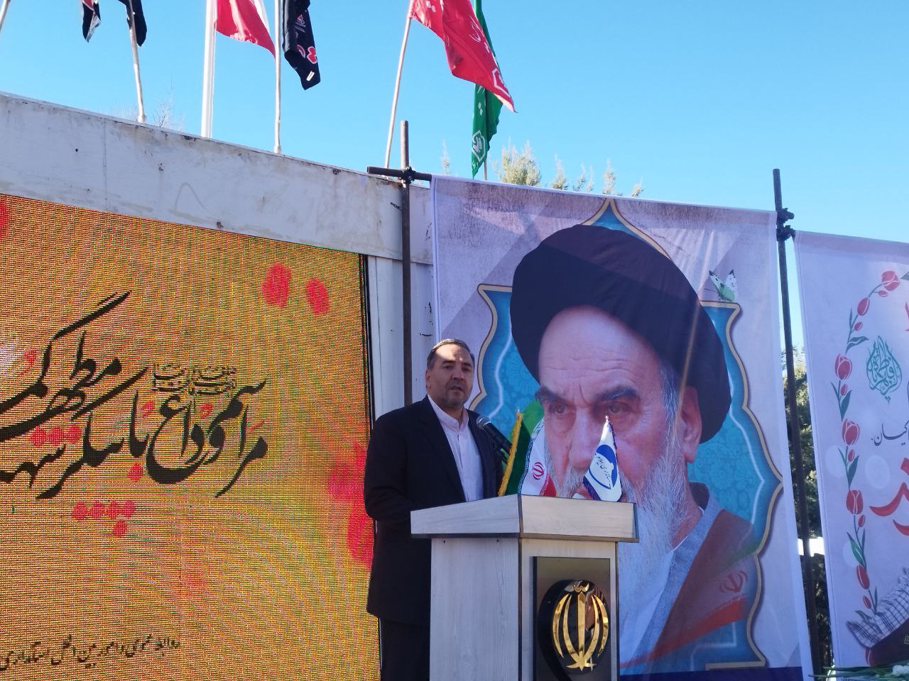 پیام شهدا اعتلای نظام مقدس جمهوری اسلامی، پیروی از دین رسول الله ( ص ) و امر به معروف و نهی از منکر است/ لازمه استمرار راه انقلاب، بصیرت افزایی است