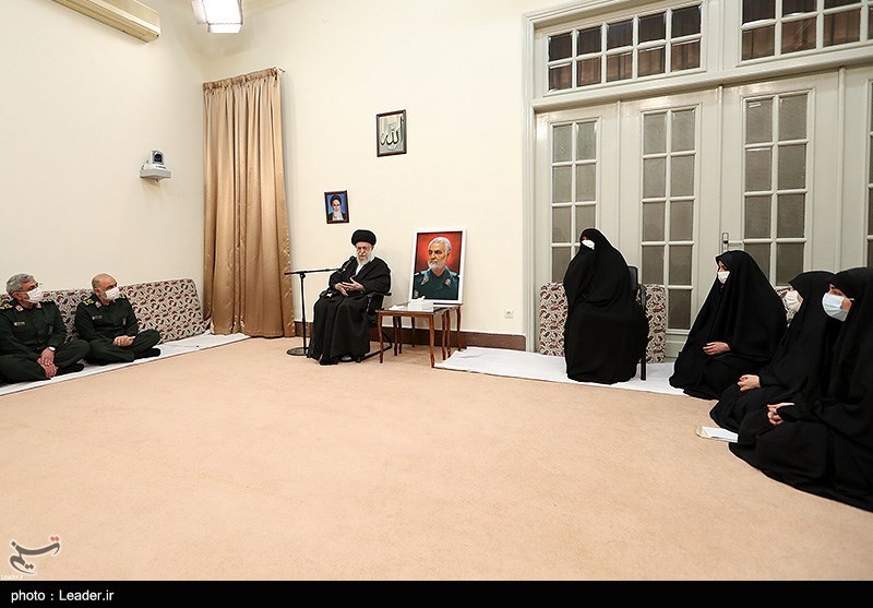اخلاص برترین ویژگی شهید سلیمانی بود