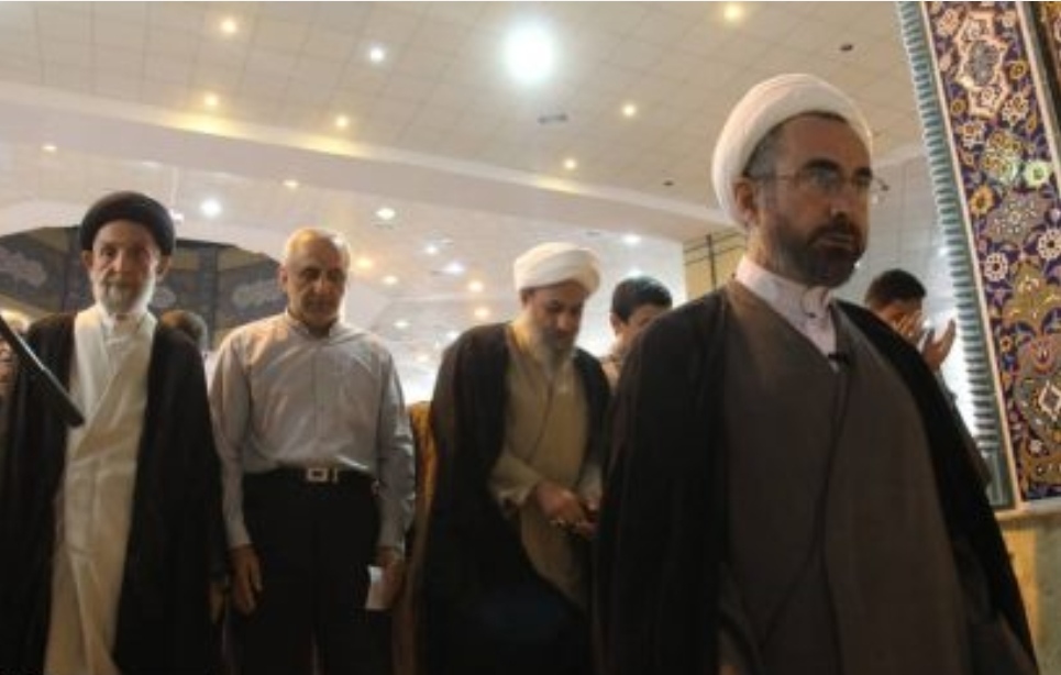 نماز عید سعید فطر در ایلام اقامه شد