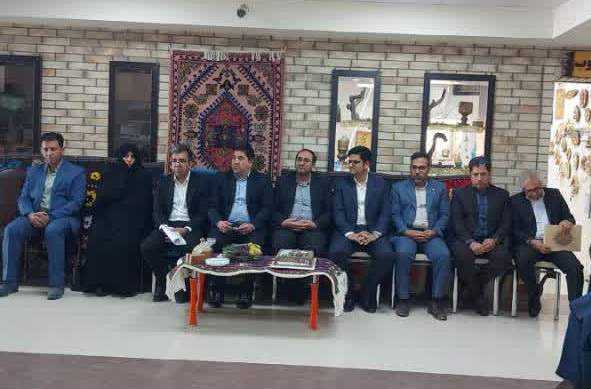 جشن گرامیداشت روز صنایع‌دستی در بازارچه صنایع دستی ایلام برگزار شد
