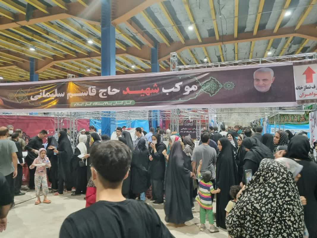 طبخ و توزیع ۱۱۰ هزار پرس غذا توسط پالایشگاه گاز ایلام در بین زائران اربعین