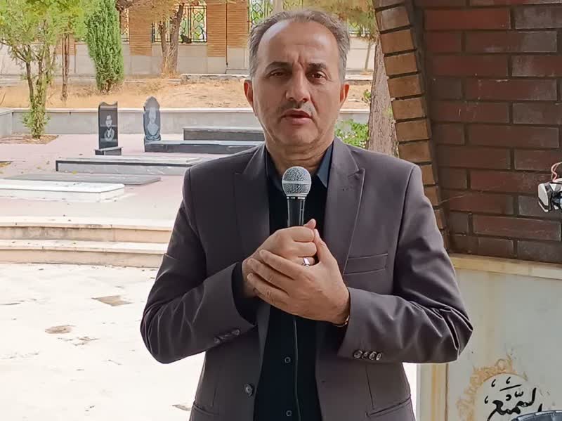 ادامه راه شهدا یعنی خدمت بدون منت به مردم / ‏‬ هرچه داریم از شهدا است