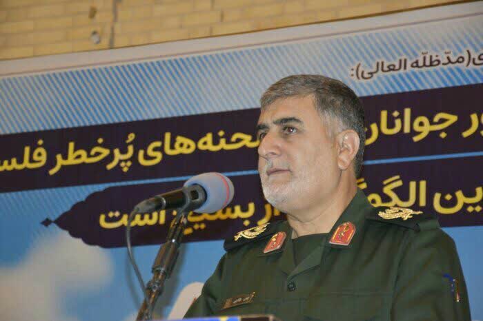 شکست های پی در پی آمریکا حاصل تفکر بسیج است