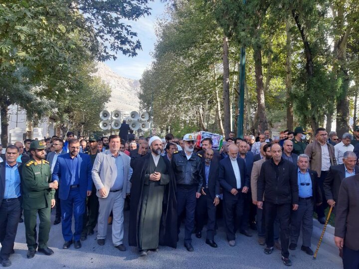 پیکر مطهر شهید«شیرعلی رحمانی» در ایلام تشییع شد