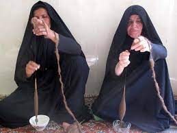 برگزاری کارگاه‌های آموزش نخ‌ریسی برای یک هزار و ۳۰۰ زن عشایر ایلام