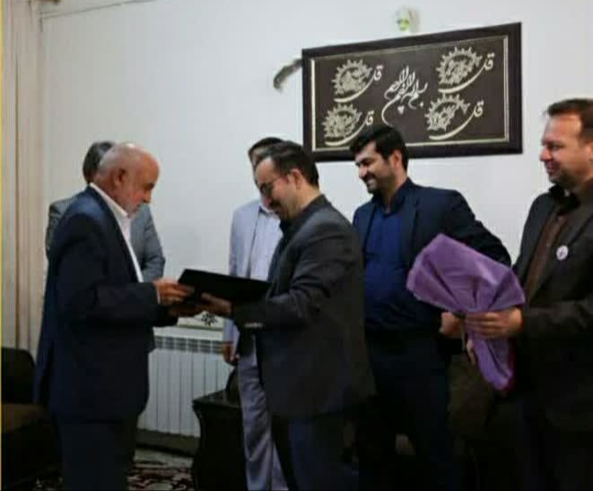 شهیدان نماد اقتدار ملت و سرمایه های نظام هستند