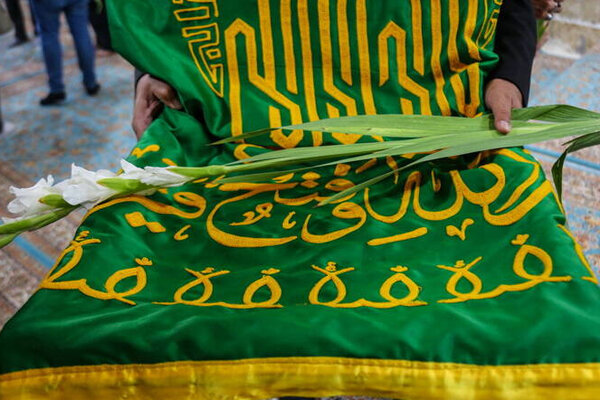 برگزاری جشن میلاد امام رضا (ع) باحضور خدام حرم مطهر رضوی در ایلام