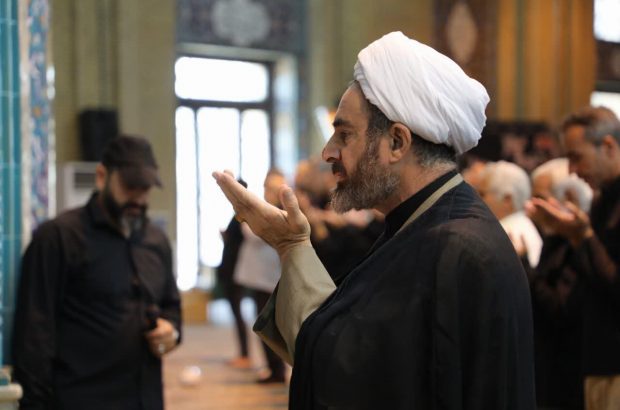 نماز ظهر عاشورا در مصلای شهر ایلام اقامه شد