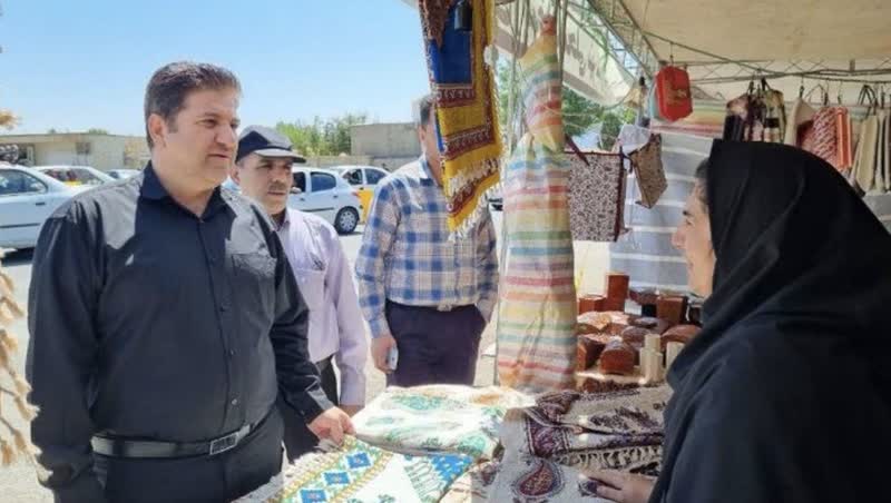 برپایی ۱۰ غرفه صنایع‌دستی در سه راهی کارزان سیروان ایلام ویژه اربعین