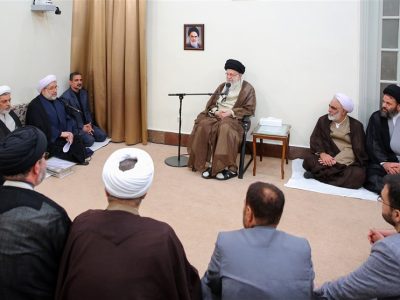 امام خامنه‌ای: کتاب ماندگارترین اثر هنری است