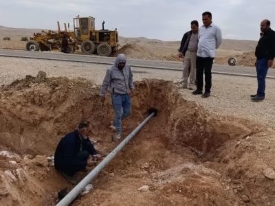 اصلاح و نوسازی ۳۳۵ متر از خط انتقال آب صالح آباد مهران برای مقابله با کم‌آبی در فصل گرما