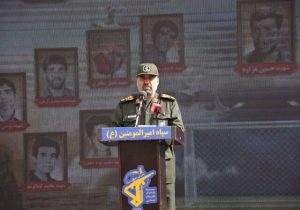چوار مشهد و معراج شهداست/بمباران زمین فوتبال چوار انتقام از رزمندگان در پی شکستهای صحنه جنگ بود