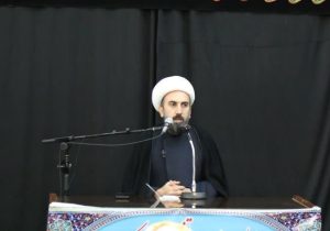 جامعه‌ای که با قرآن و نهج‌البلاغه انس بگیرد، جامعه‌ای هدایت‌شده و سعادتمند است