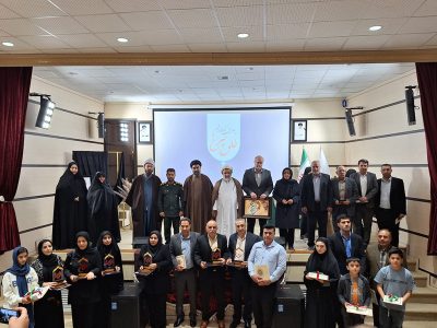 نوای سرخ شعر در غرب ایران طنین‌انداز شد