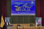 کارگران در خط مقدم جهاد اقتصادی و تولید هستند