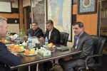 دیدارهای فرماندار با مسئولان کشور برای عمران و آبادانی مهران/سازمان شهرداری ها و دهیاری‌ها قیر مورد نیاز شهر مهران را تأمین می کند