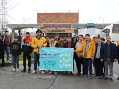 آشنایی جوانان با دستاوردهای پالایشگاه ایلام در اردوی راهیان پیشرفت