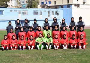 پیروزی افتخارآمیز تیم ۱۰ نفره فوتبال بانوان پالایش گاز ایلام در کردستان