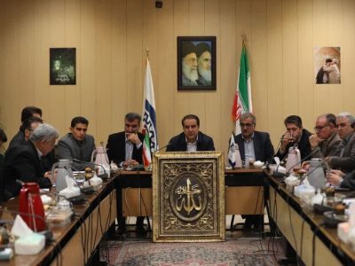کرمی: بازاریان بازوی توانمند اقتصادی دولت هستند