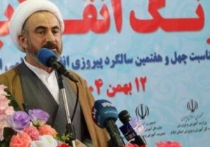 حضور پرشور مردم در صحنه‌های مختلف پیام روشن به جهان است