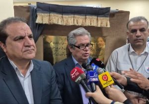 تمامی گازهای همراه در چاه های نفت غرب کشور جمع‌آوری می‌شود