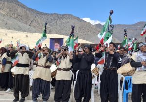 برگزاری آیین سنتی چمر و چوپی در ملکشاهی با حضور پرشور ایلات و عشایر