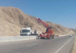 نصب ۵.۵ کیلومتر نیوجرسی در محورهای مواصلاتی ایلام برای ارتقای ایمنی تردد زائران اربعین