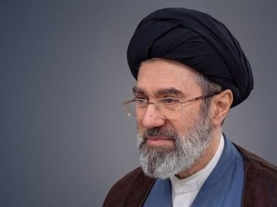 هر کار تفرقه انگیزی از هر فردی با هر جایگاهی در جهت مقصود دشمن است